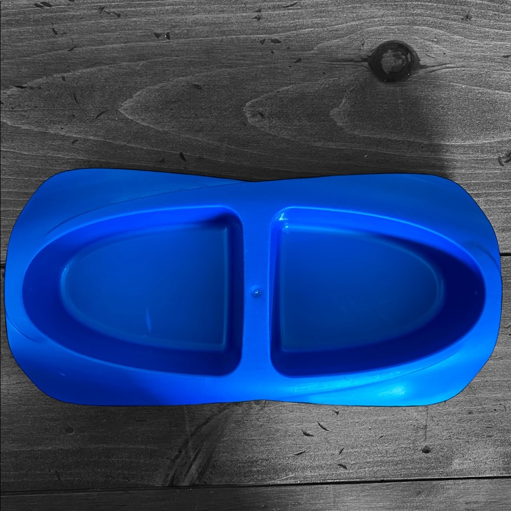 Feeding dish
